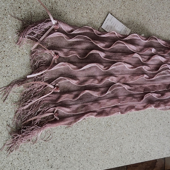 Gorgeous Scarf - Picture 2 of 2